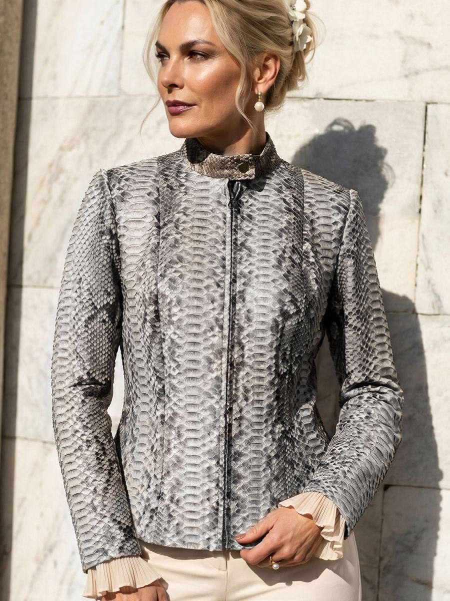 Jacket in natural python leather in the refined shade of Pearl Taupe.